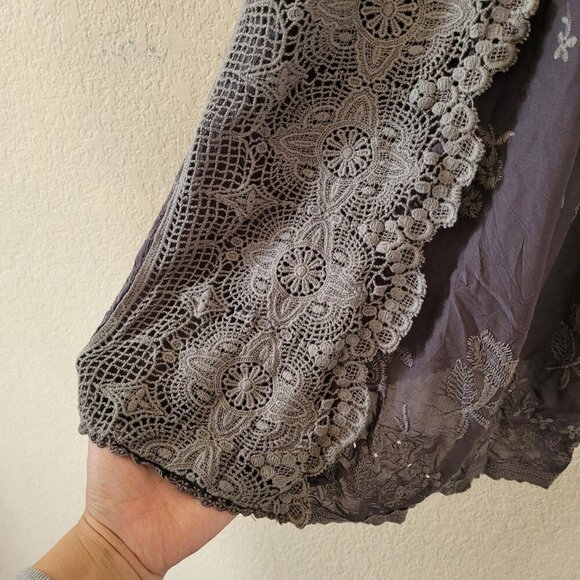 Johnny Was Rayon Pewter Embroidered Lace Eyelet Kimono Boho Tunic Top Sz Small - Picture 6 of 8